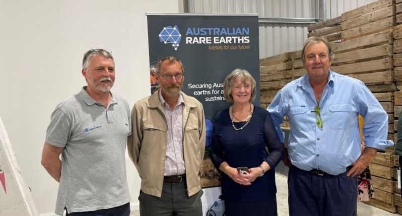 Australian Rare Earths (ASX:AR3) - Technical Director, Rick Pobjoy (left)